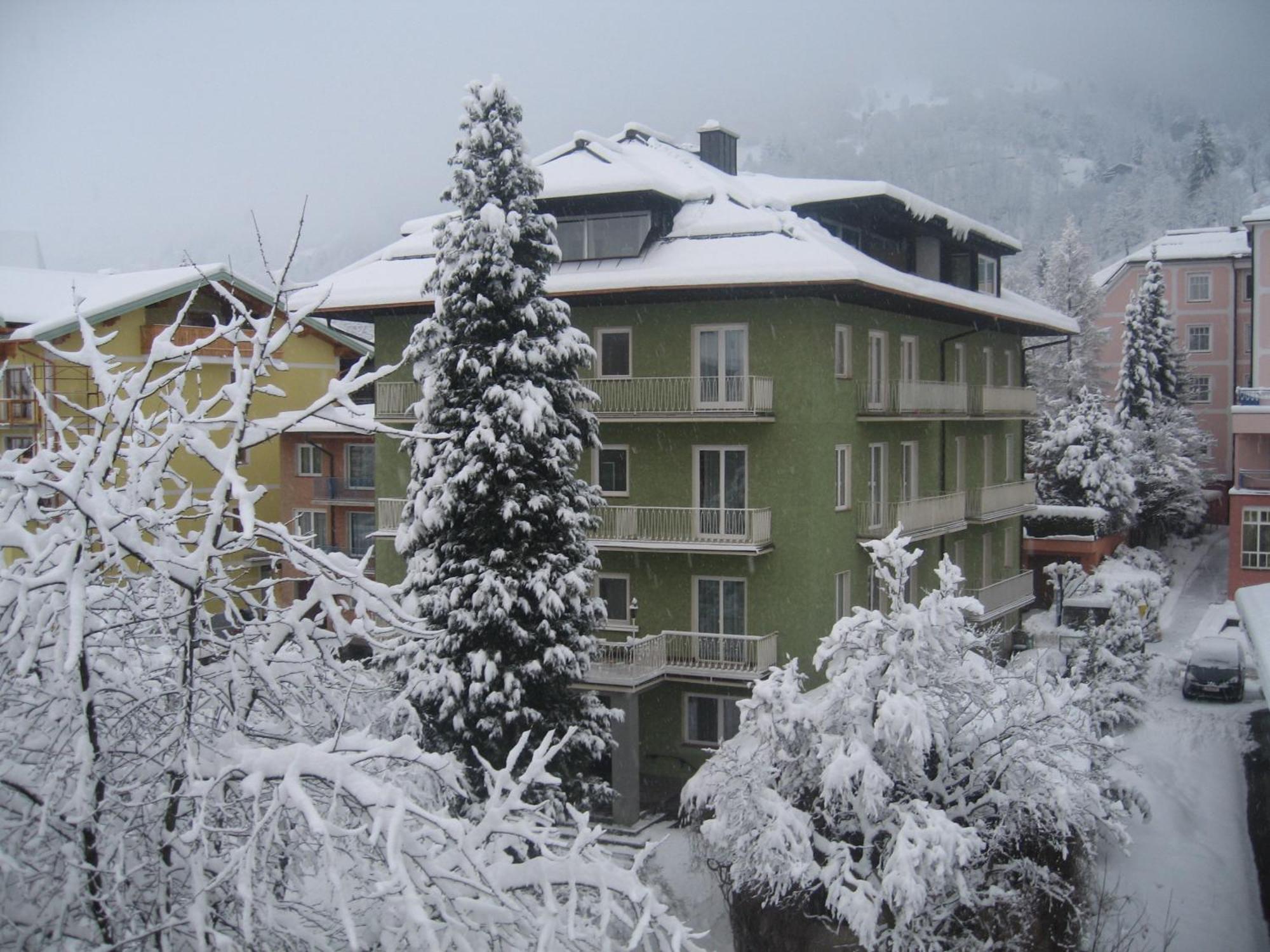 Готель Haus Friedrichsburg - Bergbahnen Von Mai Bis November Inklusive Бад-Гофгаштайн Екстер'єр фото
